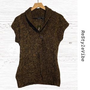 Vice Versa Women’s Size M Cardigan Sweater WOOL Short Sleeve Tunic Length NWT